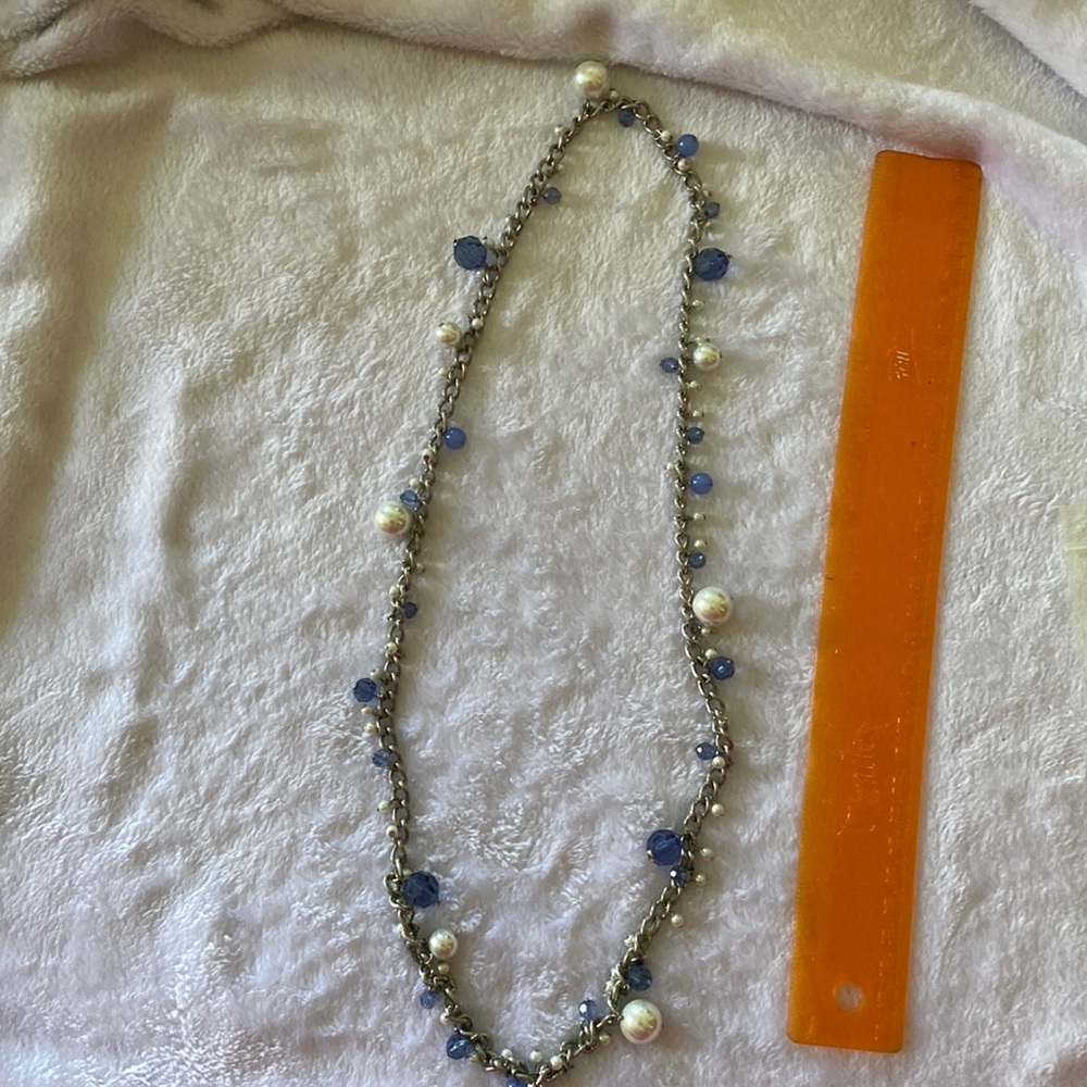 Silver, blue and Pearl necklace.